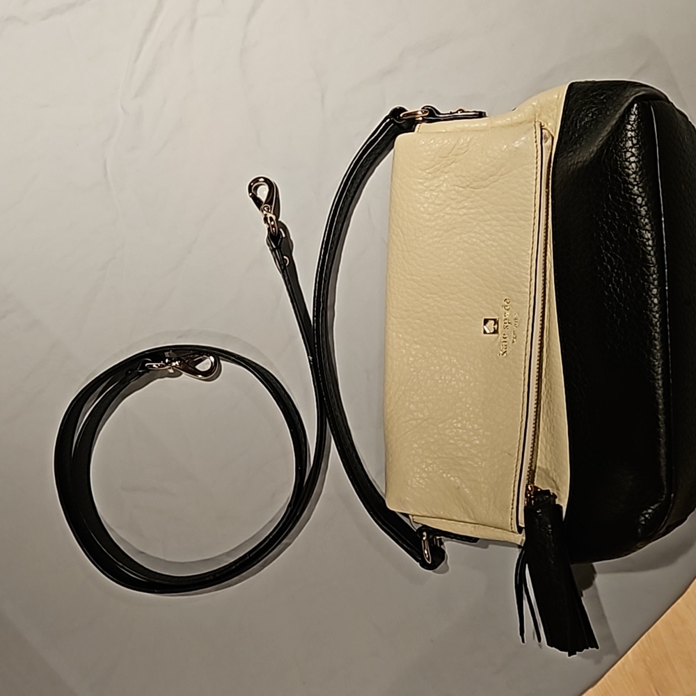 Kate Spade Leather Purse